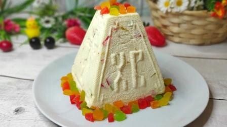 Царская пасха с орехами, цедрой апельсина и цукатами из домашнего сливочного творога