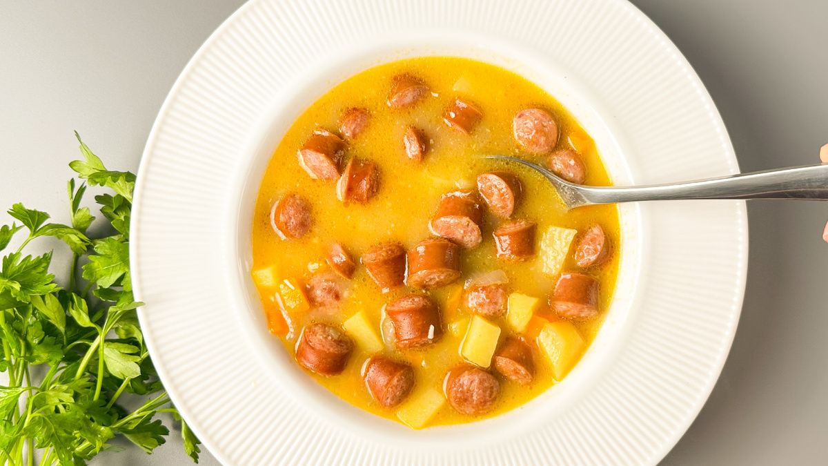 Готовьте ложки - суп с охотничьими колбасками