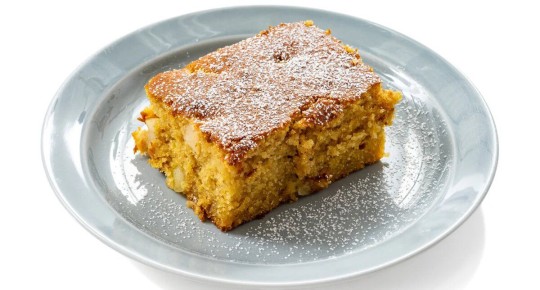 Шарлотка с тыквой: необычное сочетание вкусов