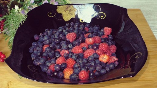 Летние находки от Wildberries: стильные фасоны и освежающий ягодный десерт