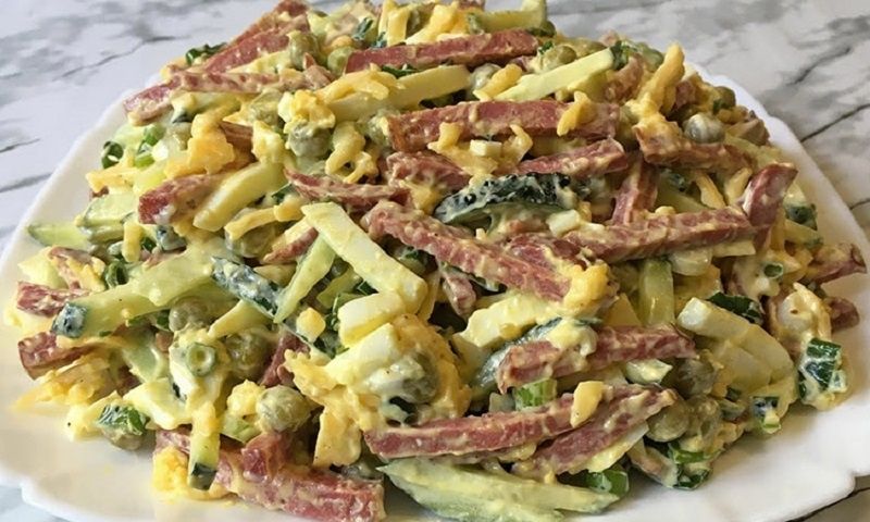 Яркий новогодний салат за считанные минуты