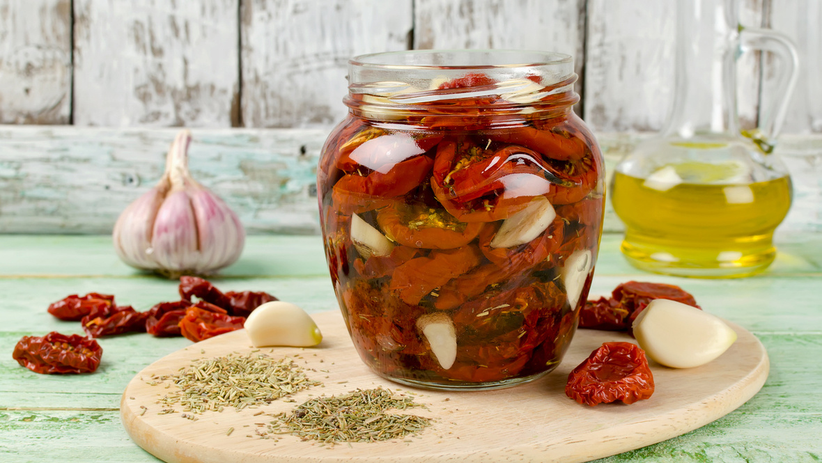 Вяленые томаты: вкус и простота в каждой банке