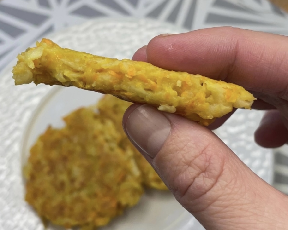 Вкусные оладьи из моркови и яблок: идеальное решение для детского завтрака