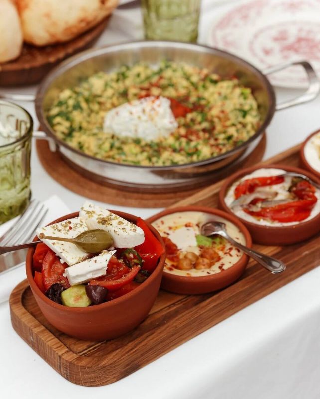 ������� � ���������� Novikov Group: ��������� ������ ������ ���