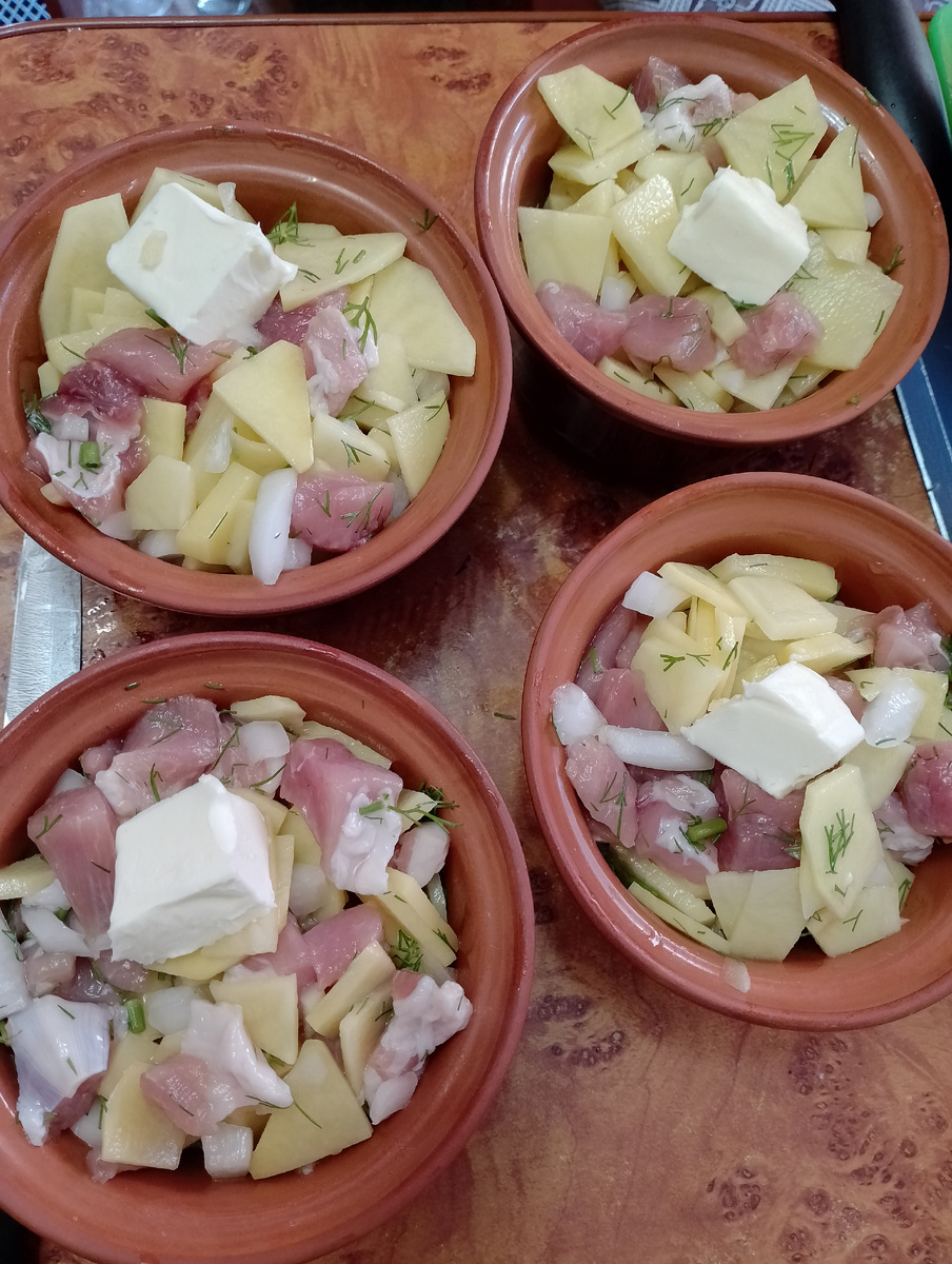 Легкость приготовления: жаркое в горшочках