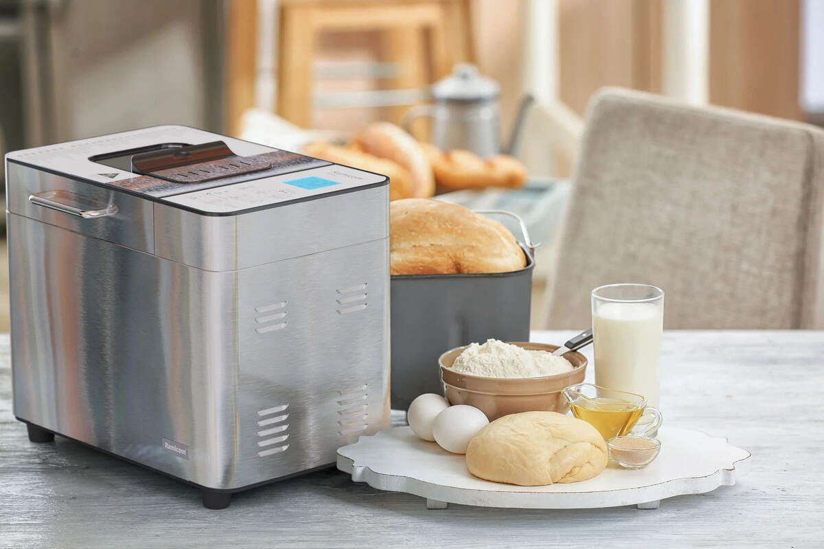 Как выбрать хлебопечку с замесом теста: топ-5 моделей для домашнего хлеба