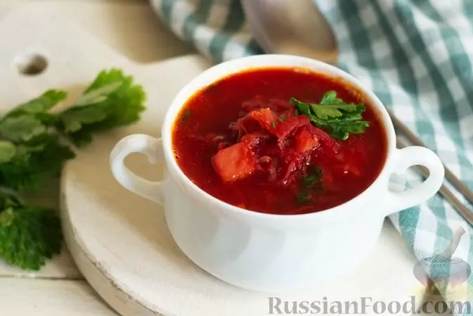 Яркие овощи для необычного борща