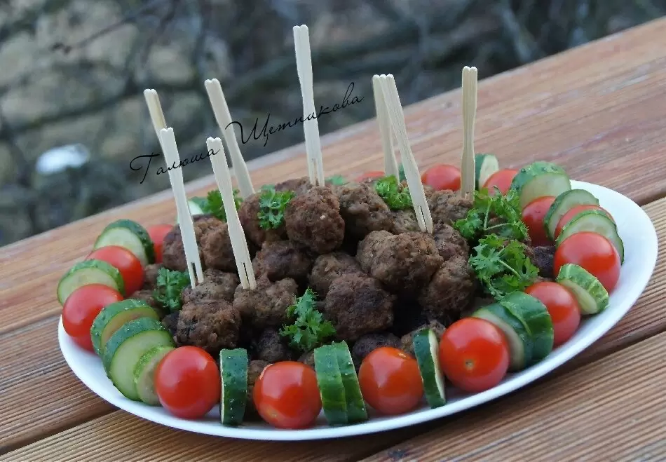 Нежные мясные крокеты с тыквой: идеальная закуска для фуршета