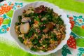Неожиданное сочетание: салат с куриной печенью и солеными грибами
